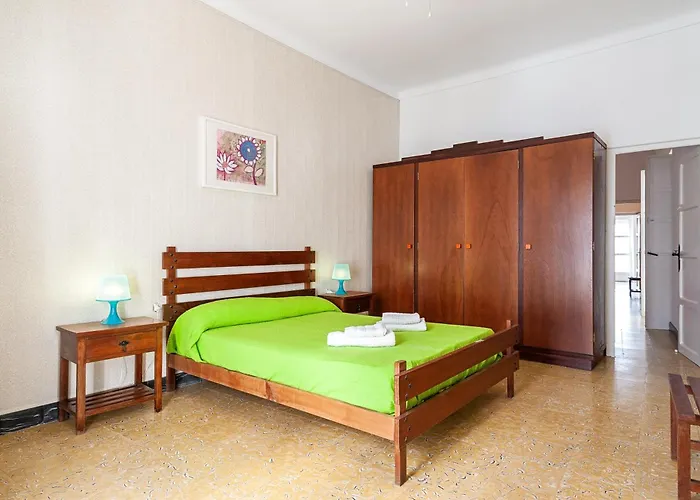 Nicolas Only Families Apartamento