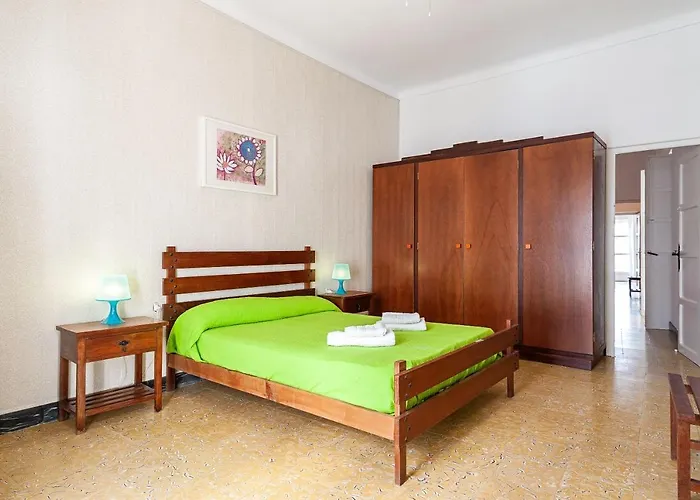 Nicolas Only Families Apartamento