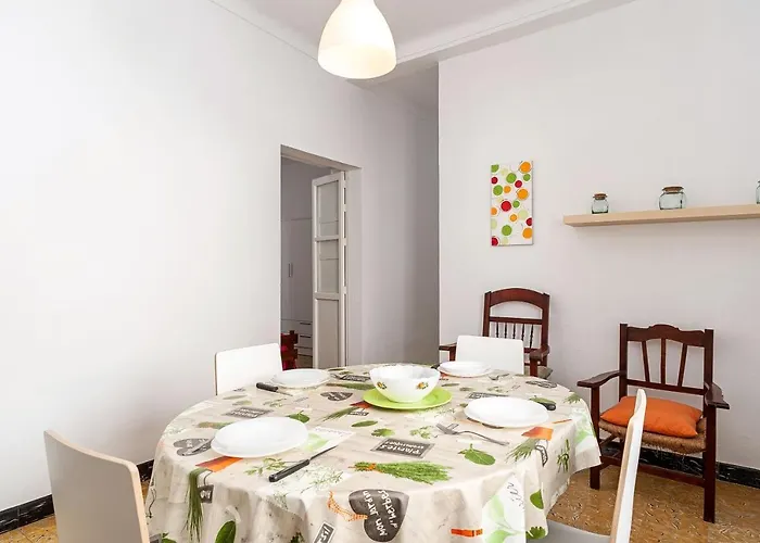 Nicolas Only Families Apartamento