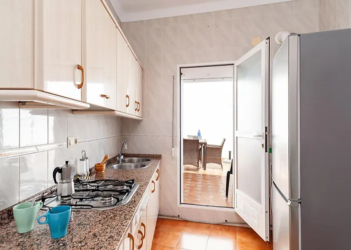 Nicolas Only Families * كونيل ذي لا فرونتيرا